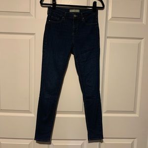 Woman’s topshop moto Leigh Jeans